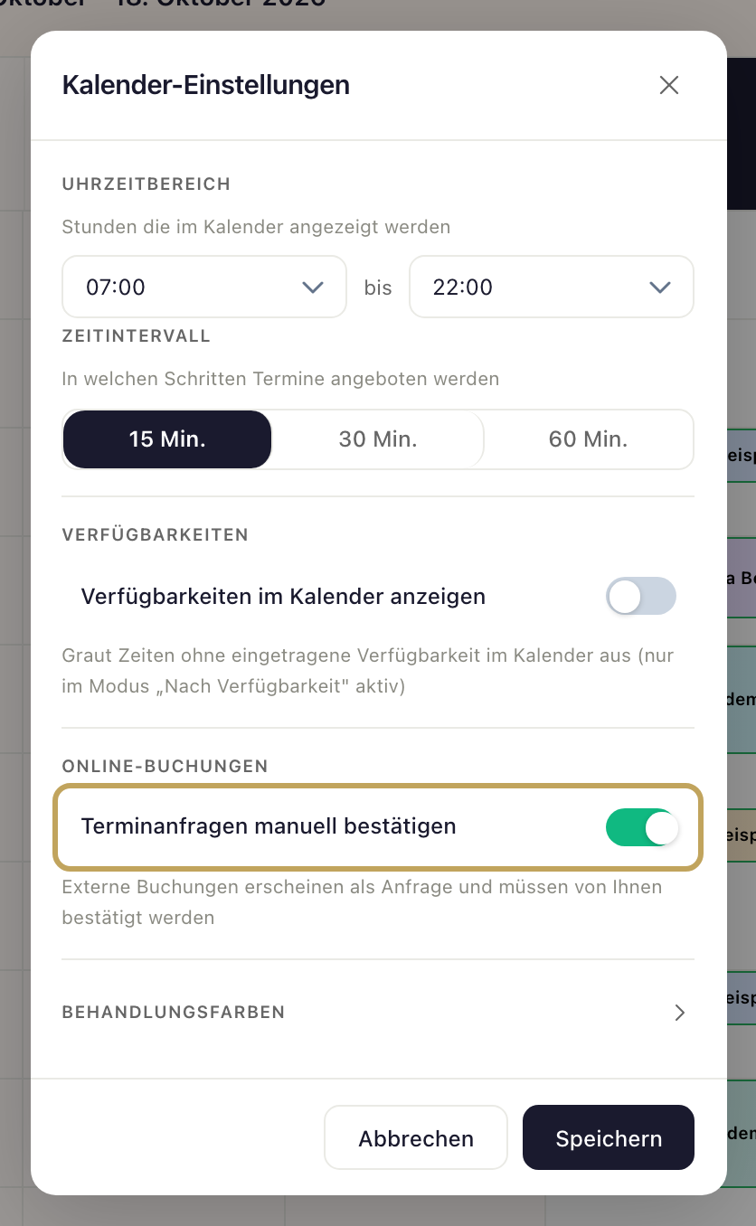Kalender-Einstellungen, Abschnitt „Online-Buchungen“: Schalter „Terminanfragen manuell bestätigen“ eingeschaltet, Hinweistext und „Speichern“