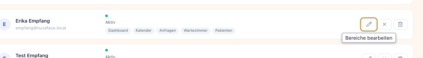 Karte eines Teammitglieds in „Rollen & Zugriff“ mit den Symbolknöpfen Stift „Bereiche bearbeiten“, Kreuz „Deaktivieren“ und Papierkorb „Entfernen“